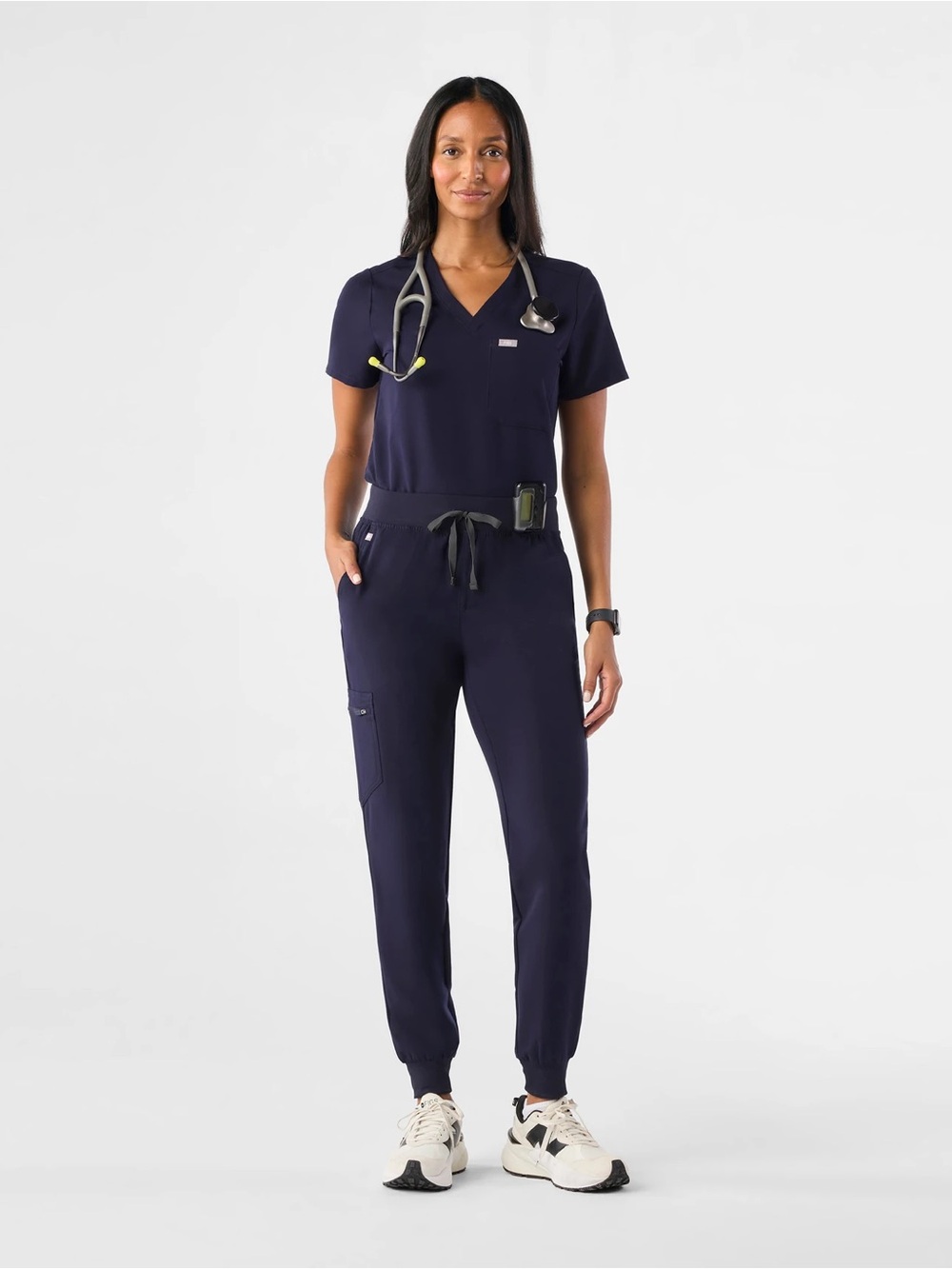 Figs Women’s Zamora Jogger Scrub Pants in Navy